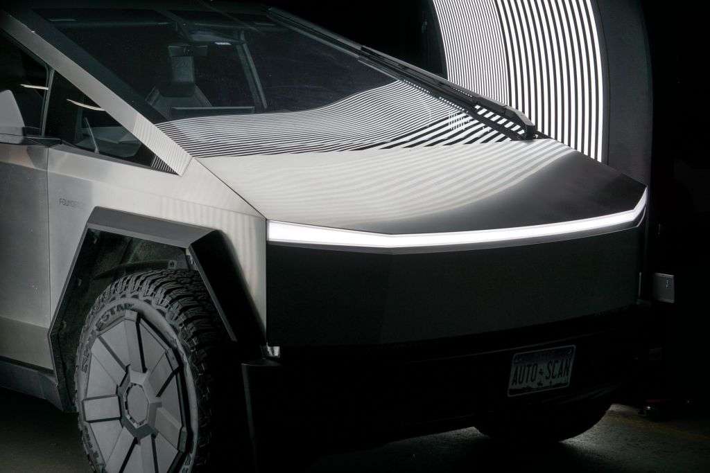 Autoscanner Tesla Cybertruck 2026 scanning